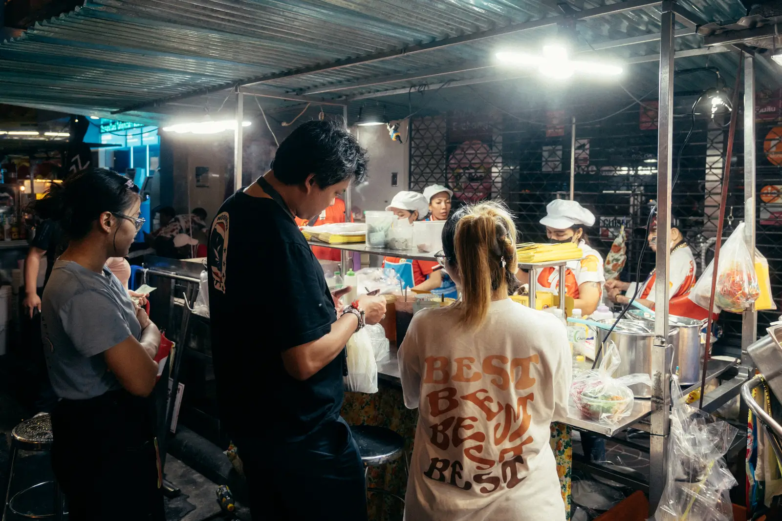 Wandering through Bangkok's Chinatown by seemenowhere (2)